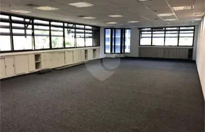 Sala comercial para alugar na Alameda Ribeirão Preto, 130, Bela Vista, São Paulo