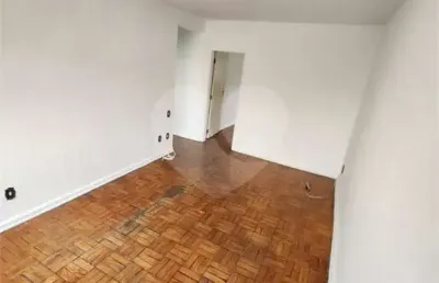Apartamento com 3 quartos à venda na Rua Tenente Azevedo, 104, Aclimação, São Paulo