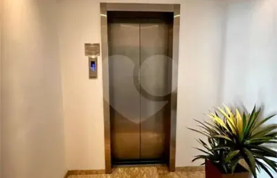 Apartamento em paraíso com 202m²  4 dormitorios, 1 suite, 2 vagas livres aceita permuta.