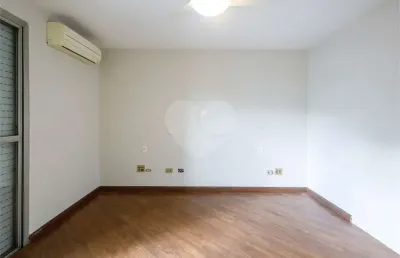 Oportunidade única no itaim bibi - apartamento espaçoso com 4 dormitórios, sendo 1 suíte!