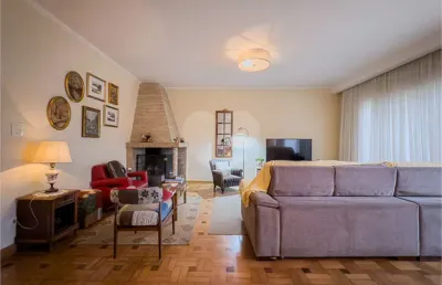 Casa com 3 quartos à venda na Rua Pierre Curie, 324, Saúde, São Paulo