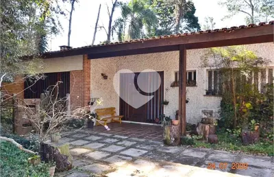Casa guarapiranga | 5 dormitórios | 450m² | 6400m² de terreno | 6 vagas