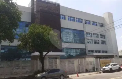 Barracão / Galpão / Depósito para alugar na Rua Ado Benatti, Vila Chalot, São Paulo
