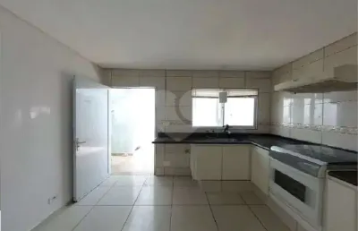 Casa com 2 quartos à venda na Rua Mário Jorge, 53, Alto da Lapa, São Paulo