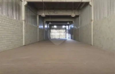 Galpão comercial para locação no parque são domingos.
