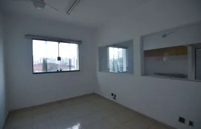 Casa comercial disponível para venda ou locação no bairro da pompéia.