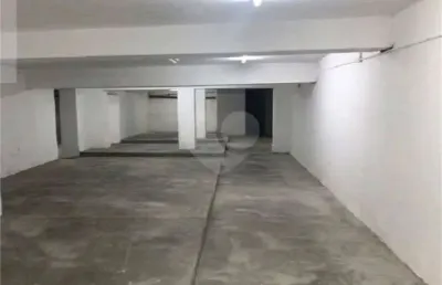 Sala comercial para alugar na Rua Doze de Outubro, 215, Lapa, São Paulo