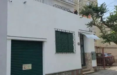 Casa com 3 quartos à venda na rua lobo da costa, 86, azenha, porto alegre, 270 m2 por r$ 950.000