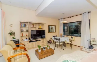 Casa em condomínio fechado com 4 quartos à venda na rua liberal, 1300, camaquã, porto alegre, 194 m2 por r$ 610.000