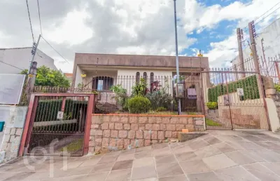 Casa com 3 quartos à venda na beco circular, 508, vila jardim, porto alegre, 154 m2 por r$ 855.000