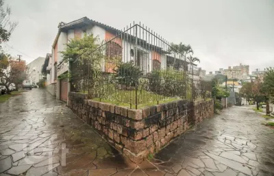 Casa com 3 quartos à venda na rua matias josé bins, 787, chácara das pedras, porto alegre, 369 m2 por r$ 1.275.000