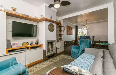 Casa com 4 quartos à venda na rua guilherme alves, 1326, partenon, porto alegre, 243 m2 por r$ 990.000