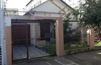 Casa com 3 quartos à venda na rua baronesa do gravataí, 388, cidade baixa, porto alegre, 135 m2 por r$ 1.500.000