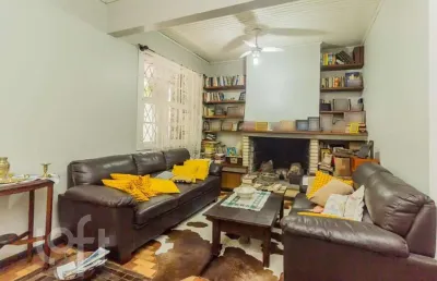 Casa com 4 quartos à venda na avenida palmeira, 573, petrópolis, porto alegre, 150 m2 por r$ 2.200.000