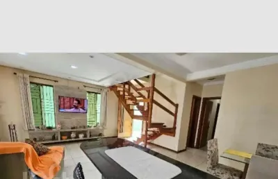 Casa com 3 quartos à venda na rua marquês do maricá, 605, vila nova, porto alegre, 205 m2 por r$ 700.000