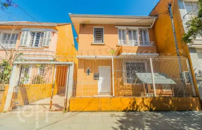 Casa com 2 quartos à venda na rua são carlos, 1204, floresta, porto alegre, 99 m2 por r$ 760.000