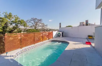 Casa com 2 quartos à venda na rua antônio carlos lopes, 10, medianeira, porto alegre, 308 m2 por r$ 1.170.000