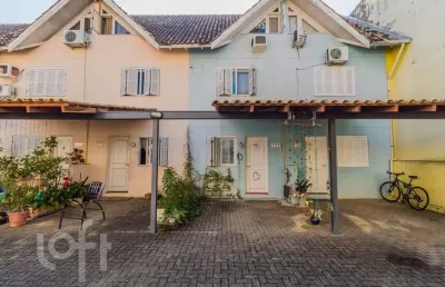 Casa em condomínio fechado com 3 quartos à venda na rua doutor pereira neto, 1761, camaquã, porto alegre, 79 m2 por r$ 335.000