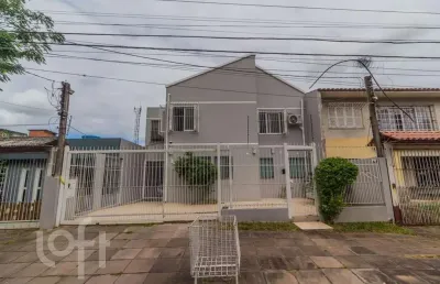 Casa com 3 quartos à venda na rua márcio dias, 480, nonoai, porto alegre, 230 m2 por r$ 1.300.000