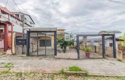 Casa com 3 quartos à venda na rua padre joão batista reus, 2452, camaquã, porto alegre, 265 m2 por r$ 997.500