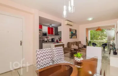 Apartamento com 3 quartos à venda na avenida benno mentz, 100, vila ipiranga, porto alegre, 74 m2 por r$ 560.000