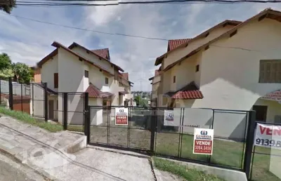 Casa em condomínio fechado com 3 quartos à venda na rua liberal, 1200, camaquã, porto alegre, 90 m2 por r$ 680.000