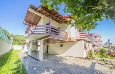 Casa com 4 quartos à venda na rua ludwig jacob hubler, 46, jardim itu sabará, porto alegre, 396 m2 por r$ 2.390.000