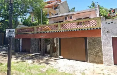 Casa com 2 quartos à venda na rua doutor prudente de moraes, 129, chácara das pedras, porto alegre, 160 m2 por r$ 1.000.000