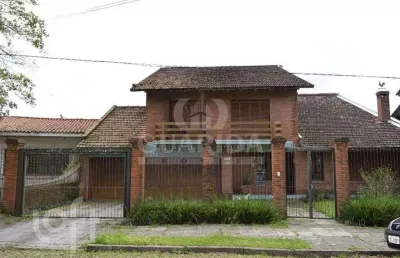Casa com 4 quartos à venda na rua guaiana, 128, vila assunção, porto alegre, 800 m2 por r$ 2.612.000