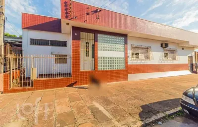Casa com 4 quartos à venda na rua humberto de campos, 1340, partenon, porto alegre, 500 m2 por r$ 1.300.000