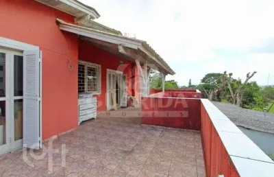 Casa com 4 quartos à venda na avenida cinco de novembro, 346, teresópolis, porto alegre, 180 m2 por r$ 490.000