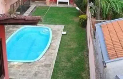 Casa com 4 quartos à venda na rua landel de moura, 2191, camaquã, porto alegre, 250 m2 por r$ 950.000