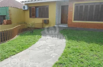 Casa com 3 quartos à venda na avenida rodrigues da fonseca, 1744, vila nova, porto alegre, 250 m2 por r$ 911.600