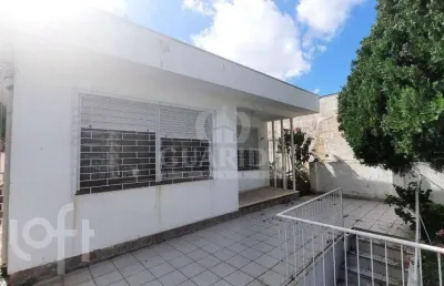Casa com 4 quartos à venda na rua doutor aurélio py, 220, medianeira, porto alegre, 300 m2 por r$ 552.000
