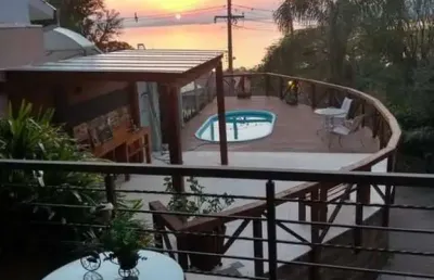 Casa com 3 quartos à venda na rua charruas, 267, espírito santo, porto alegre, 304 m2 por r$ 1.267.000