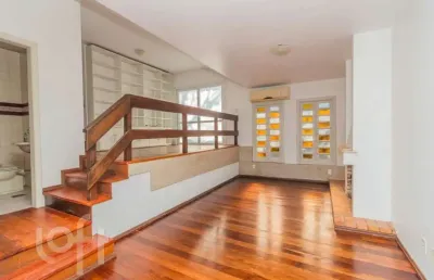 Casa com 4 quartos à venda na rua vicente rão, 100, ipanema, porto alegre, 300 m2 por r$ 745.000