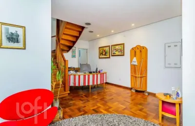 Casa com 4 quartos à venda na rua washington luiz, 342, centro histórico, porto alegre, 220 m2 por r$ 950.000