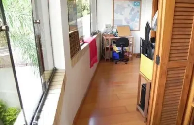 Casa com 3 quartos à venda na rua breno martins, 116, ipanema, porto alegre, 253 m2 por r$ 550.000