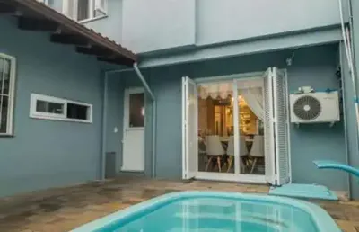 Casa em condomínio fechado com 4 quartos à venda na rua pasteur, 570, ipanema, porto alegre, 241 m2 por r$ 1.000.000