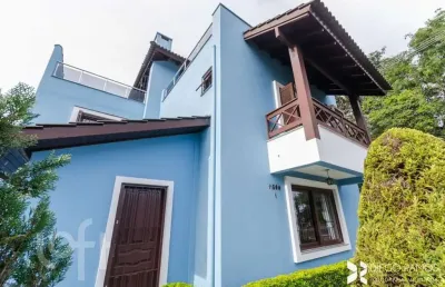 Casa com 3 quartos à venda na avenida guaíba, 11800, ipanema, porto alegre, 248 m2 por r$ 850.000