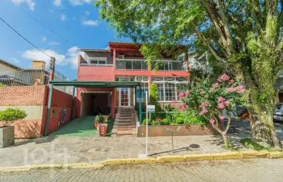 Casa em condomínio fechado com 4 quartos à venda na rua professor antônio josé remião, 15, espírito santo, porto alegre, 300 m2 por r$ 850.000