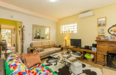 Casa com 2 quartos à venda na rua doutor possidônio cunha, 250, vila assunção, porto alegre, 90 m2 por r$ 960.000