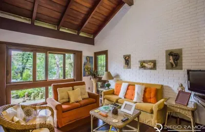 Casa com 3 quartos à venda na avenida arlindo pasqualini, 571, ipanema, porto alegre, 261 m2 por r$ 1.805.000