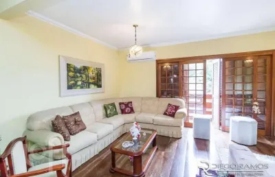 Casa com 3 quartos à venda na rua arabutan, 599, navegantes, porto alegre, 385 m2 por r$ 1.630.000