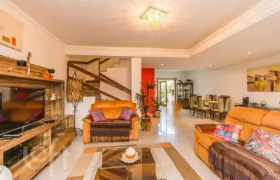 Casa com 3 quartos à venda na rua canísio binsfeld, 371, hípica, porto alegre, 170 m2 por r$ 710.000