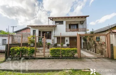 Casa com 4 quartos à venda na avenida frei henrique de coimbra, 84, vila ipiranga, porto alegre, 270 m2 por r$ 1.425.000