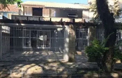 Casa com 4 quartos à venda na rua érico silveira peixoto, 95, ipanema, porto alegre, 450 m2 por r$ 1.235.000