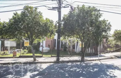 Casa com 3 quartos à venda na rua amapá, 1040, vila nova, porto alegre, 432 m2 por r$ 950.000