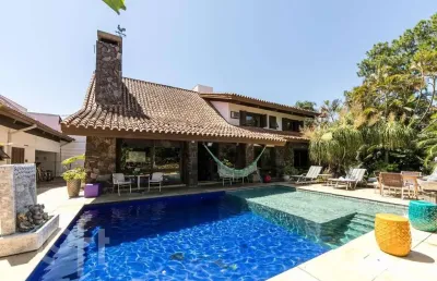 Casa com 5 quartos à venda na rua potiguara, 174, vila assunção, porto alegre, 768 m2 por r$ 4.201.138