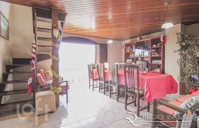 Casa com 5 quartos à venda na rua ernestina amaro torelly, 380, jardim carvalho, porto alegre, 340 m2 por r$ 560.000